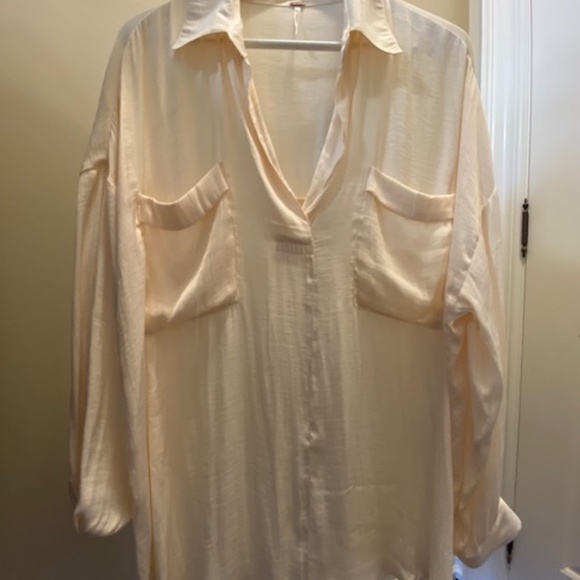 FREE PEOPLE BLOUSE - Picture 2 of 4